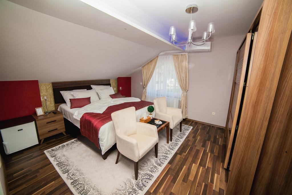 Villa Grace Bihać Exteriör bild